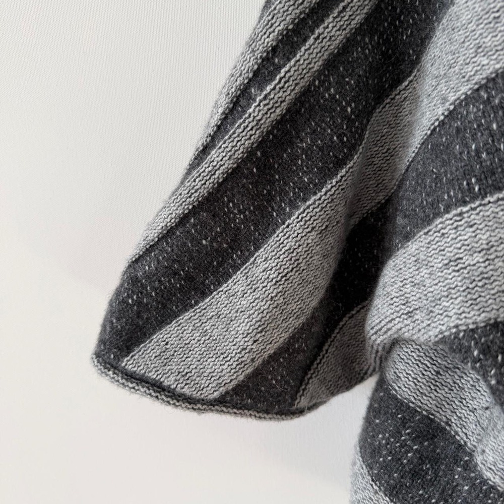 Loft Poncho Cardigan Wrap Black Grey Womens M Boho Cozy Chic - Picture 2 of 7